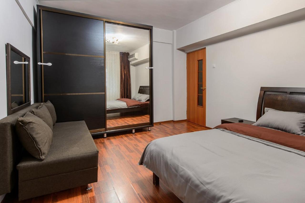 Apartments On Tole By 12 App 51 Almaty Eksteriør billede