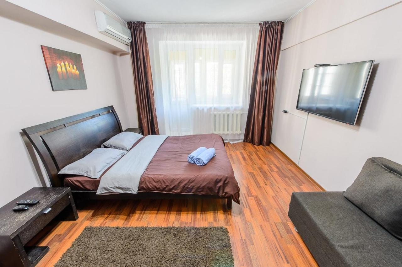 Apartments On Tole By 12 App 51 Almaty Eksteriør billede